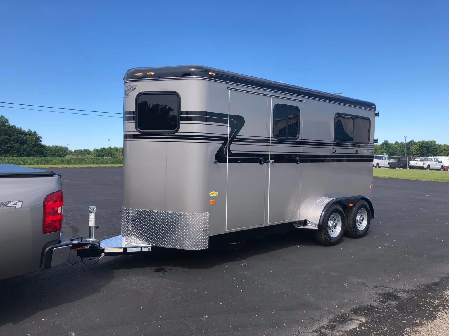 Affordable Toy Haulers: Leonard Truck & Trailers For Columbiana, Ohio 